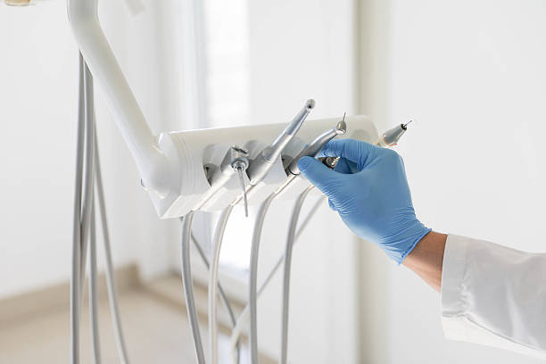 24/7 Emergency Emergency Dentist experts in Camino Tassajara, CA
